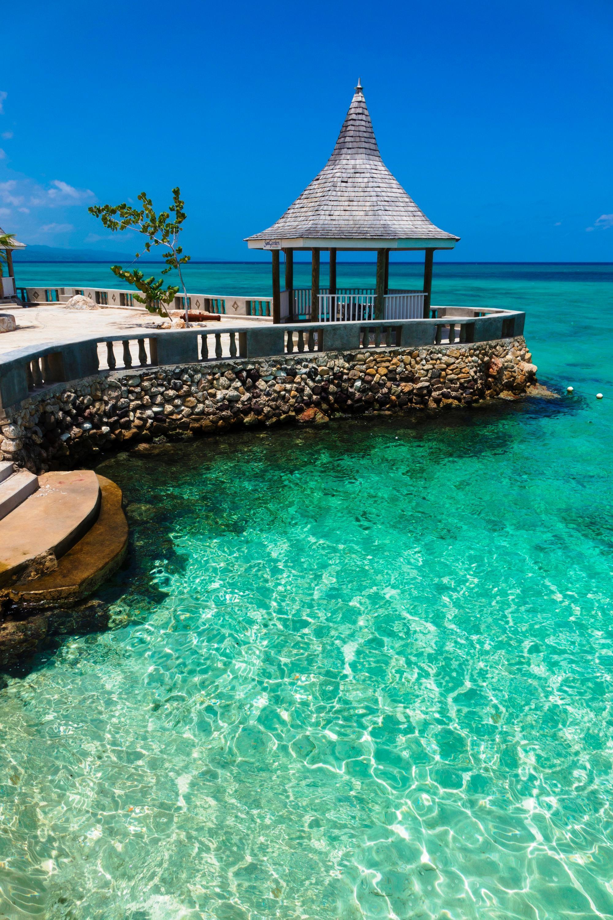 Seagarden Beach Resort Teluk Montego Bagian luar foto